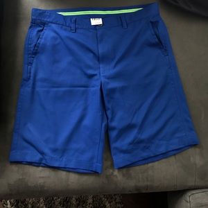 Mens IZOD Golf Shorts Size 36